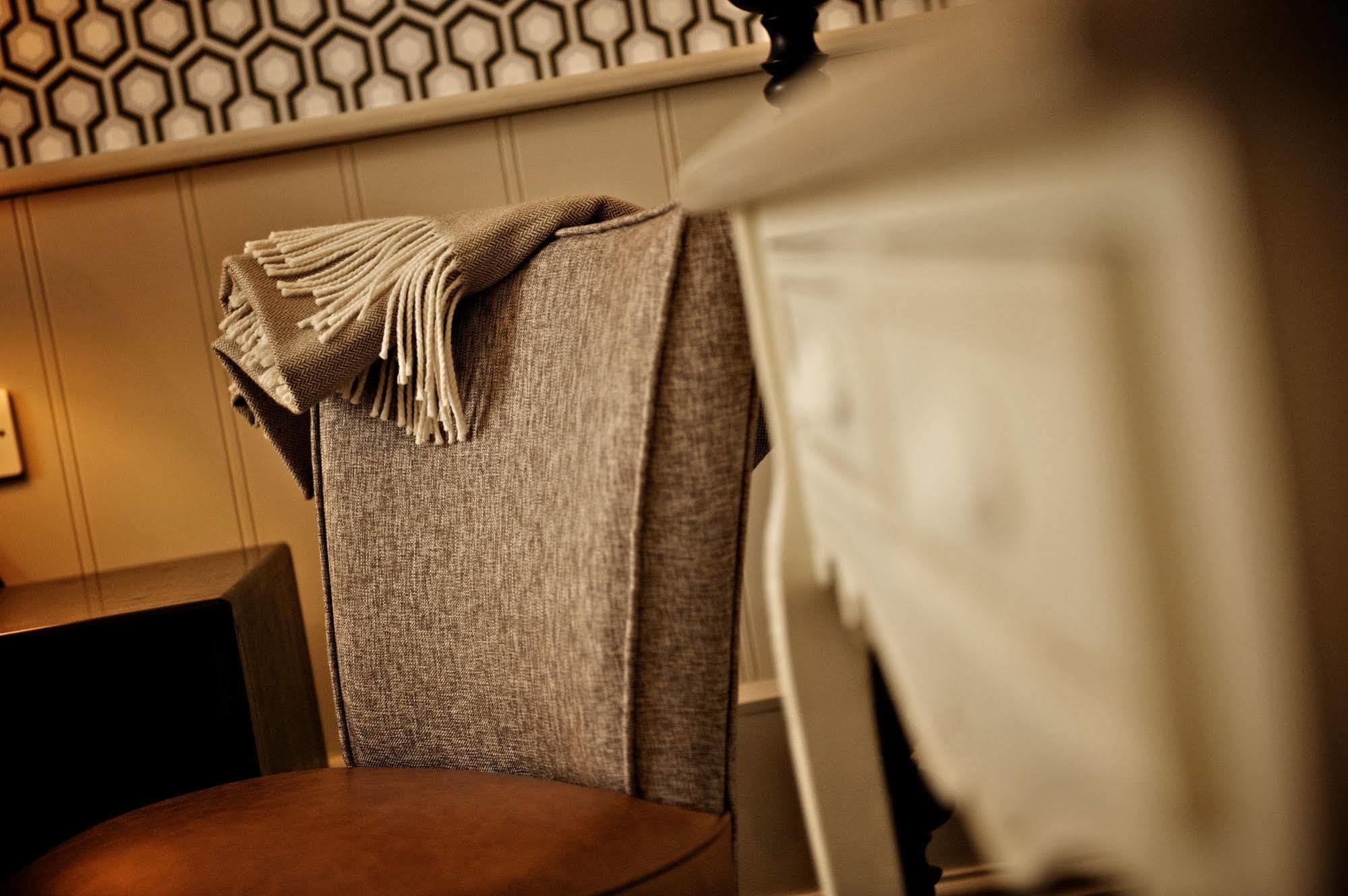 The Bushel By Greene King Inns Bury St. Edmunds Bagian luar foto